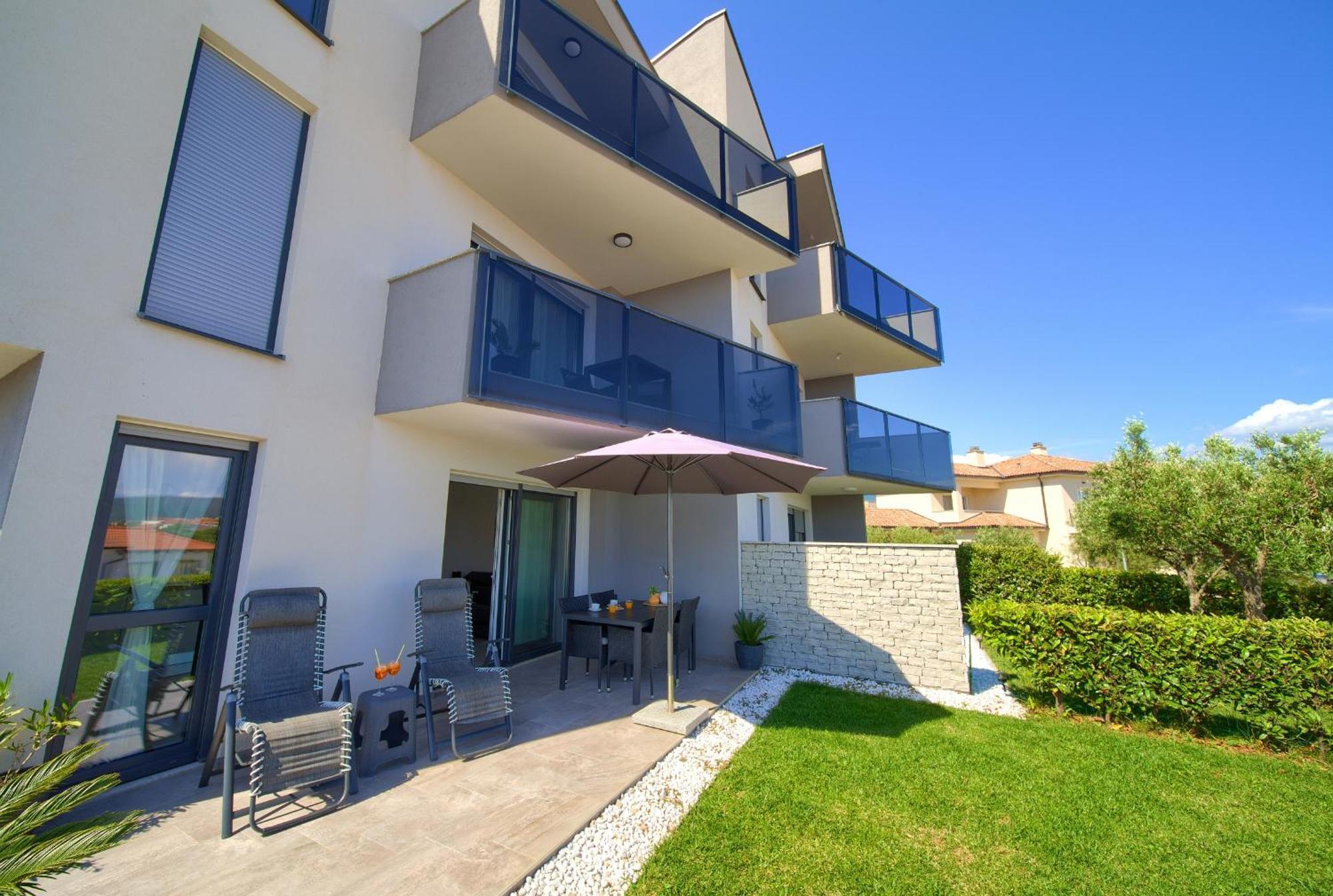 Apartment Sara คิร์ก ภายนอก รูปภาพ